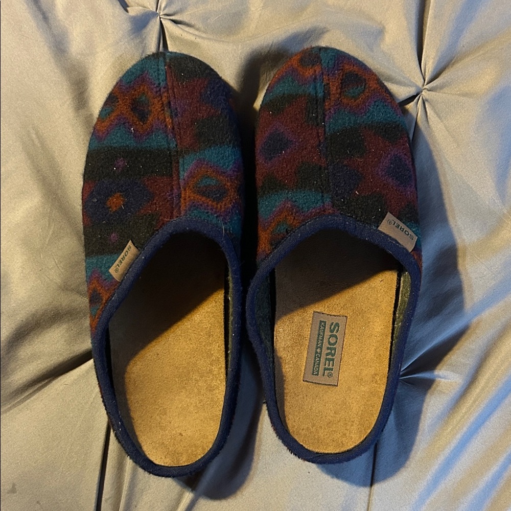 Sorel Colorful Patterned Indoor Slippers well loved